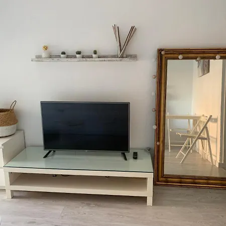 Acogedor Estudio En Primera Linea De Playa Benalmádena