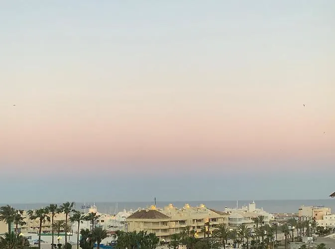 Apartament Acogedor Estudio En Primera Linea De Playa Benalmádena